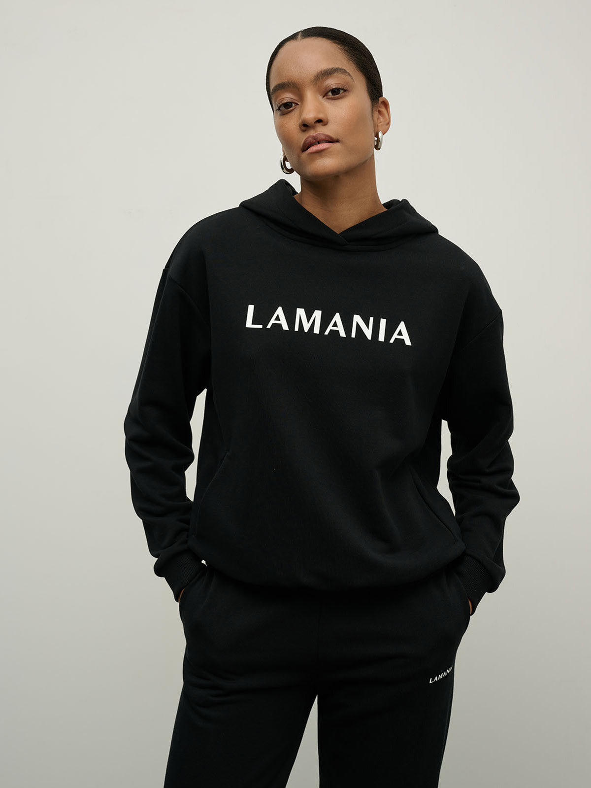 BLUZA Z KAPTUREM EVERY BLACK