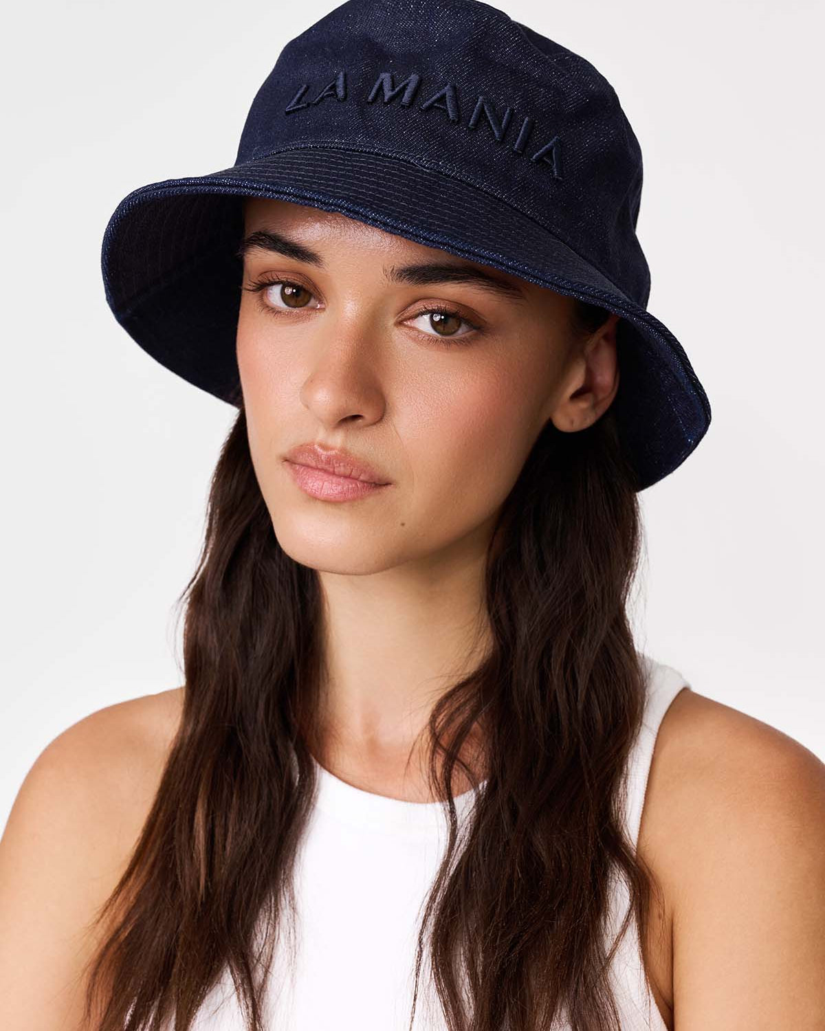 BUCKET REEF NAVY