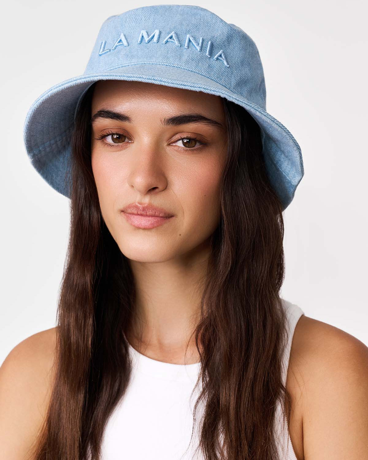 BUCKET REEF LIGHT BLUE