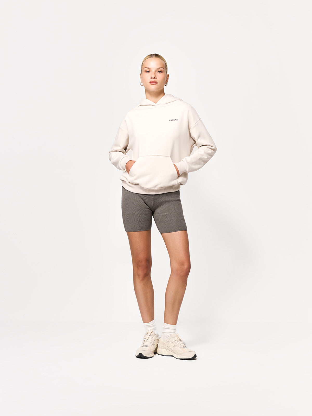 BLUZA Z KAPTUREM TRACK CREAM