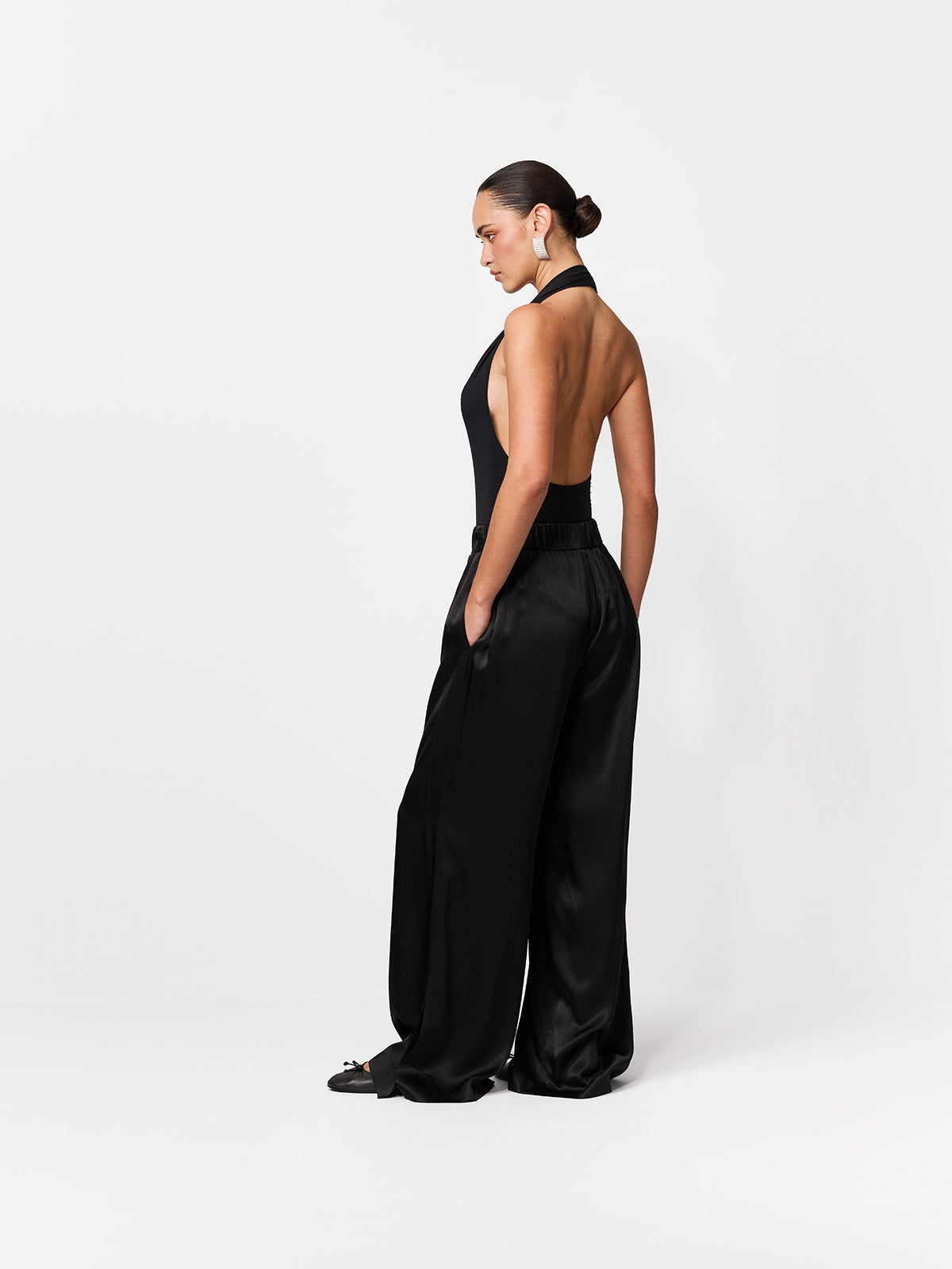 BODY ANDRA BLACK