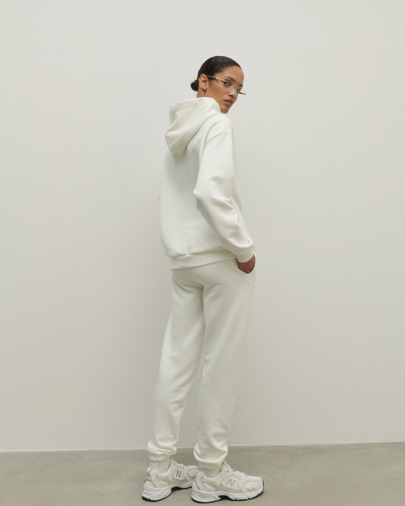 BLUZA Z KAPTUREM EVERY CREAM