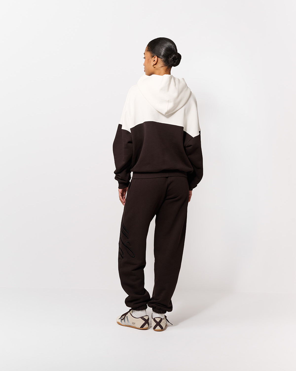 BLUZA Z KAPTUREM FLORIDA DARK CHOCOLATE-ECRU