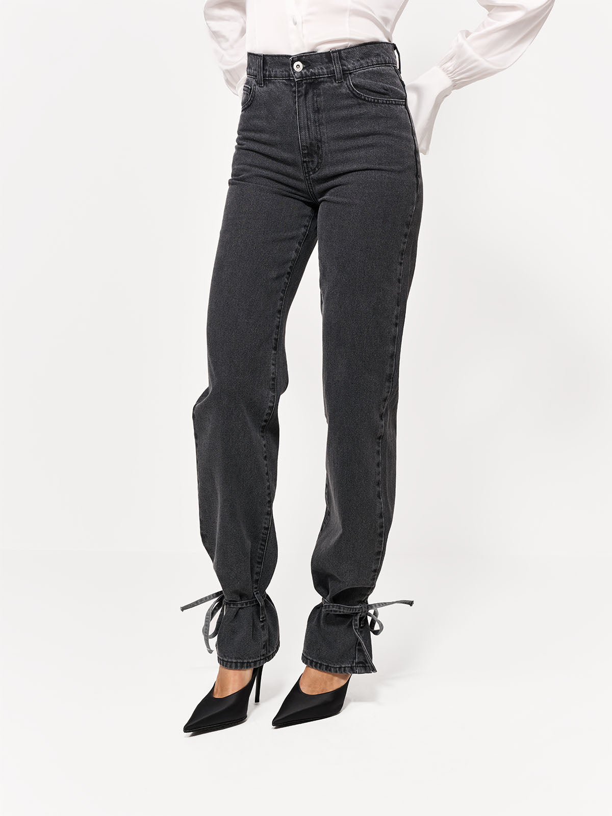 JEANSY ETZI BLACK