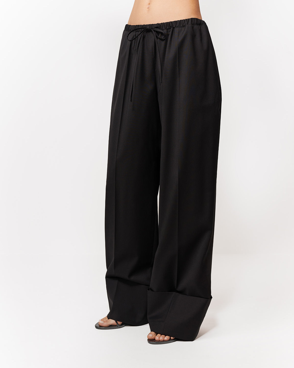 SPODNIE GARNITUROWE NORELLE BLACK