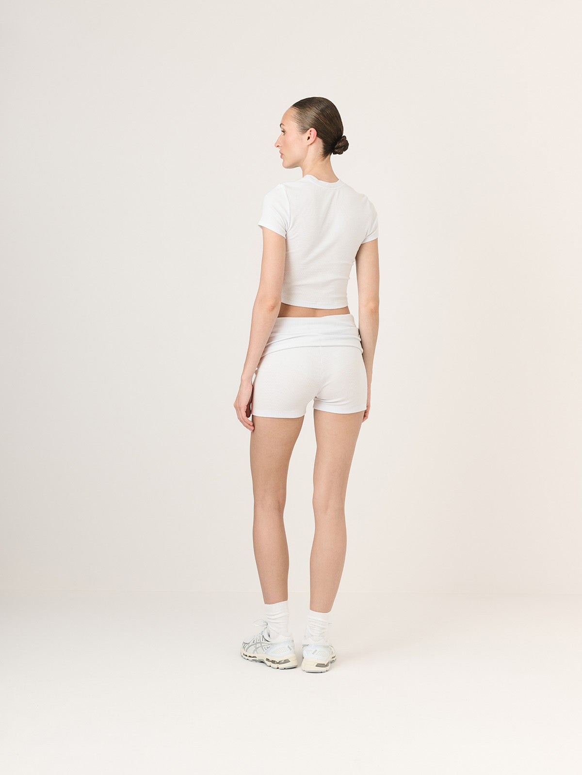 KRÓTKI TOP ELMA CREAM