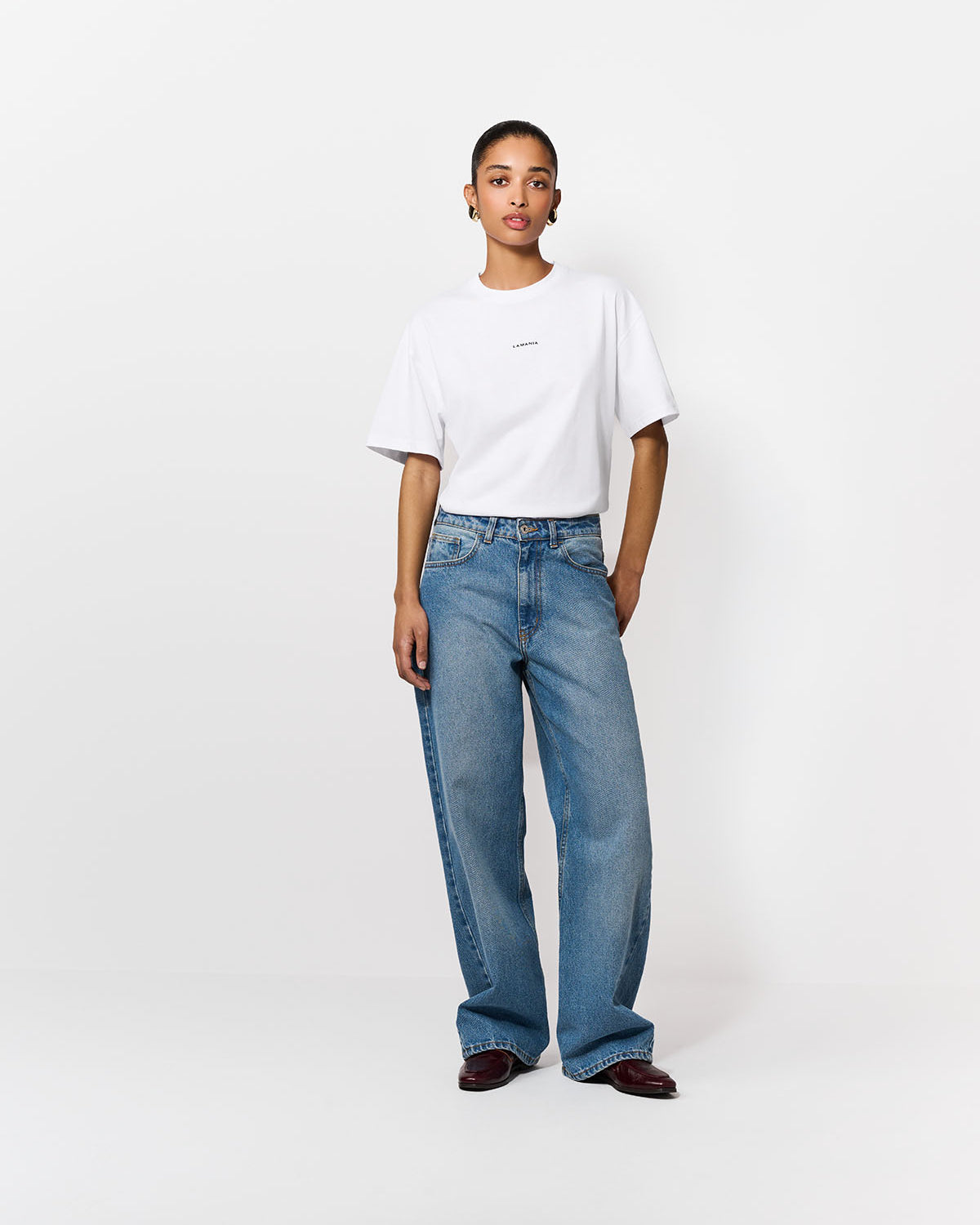 T-SHIRT RIHO WHITE