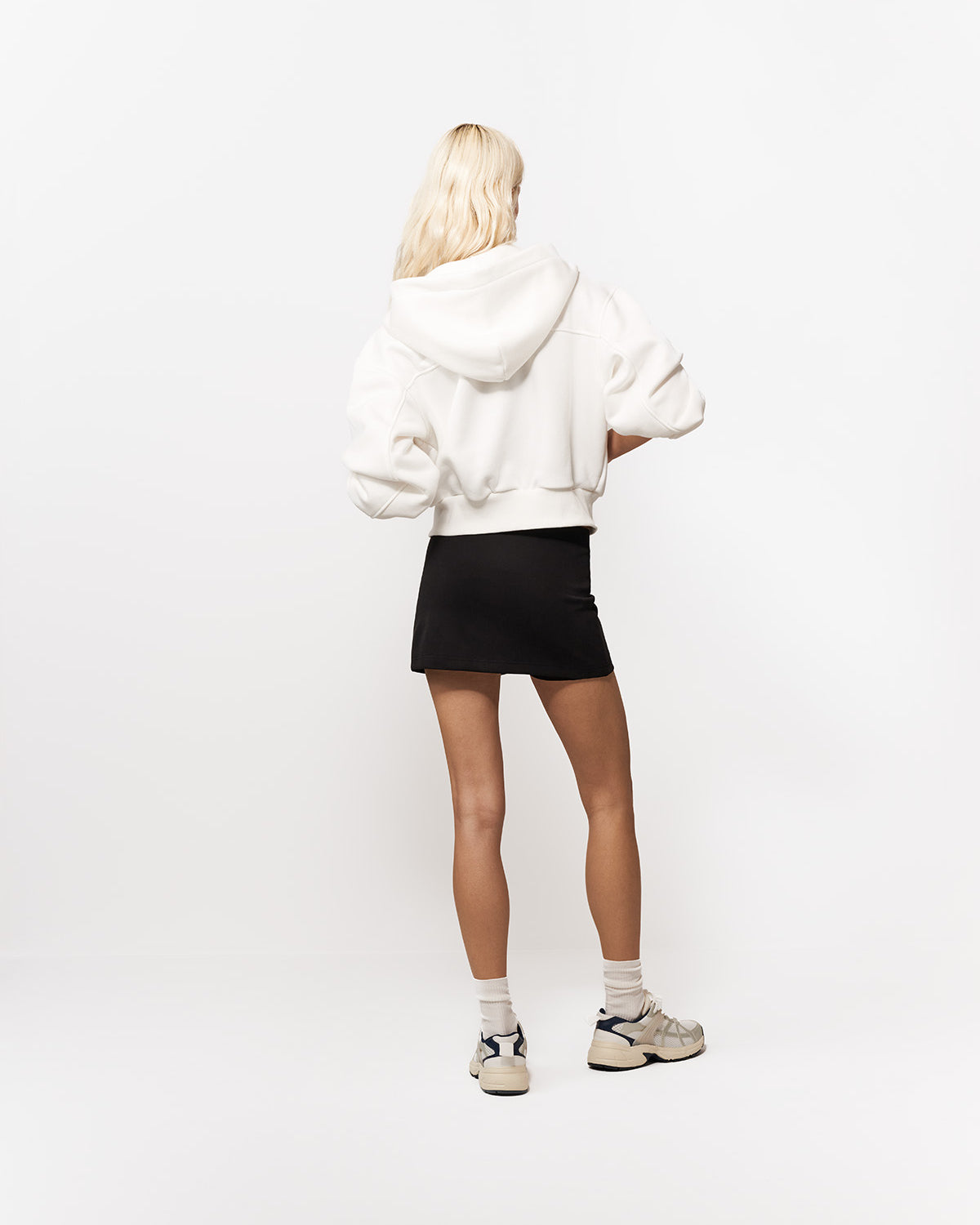 BLUZA Z KAPTUREM TOVI OFF WHITE