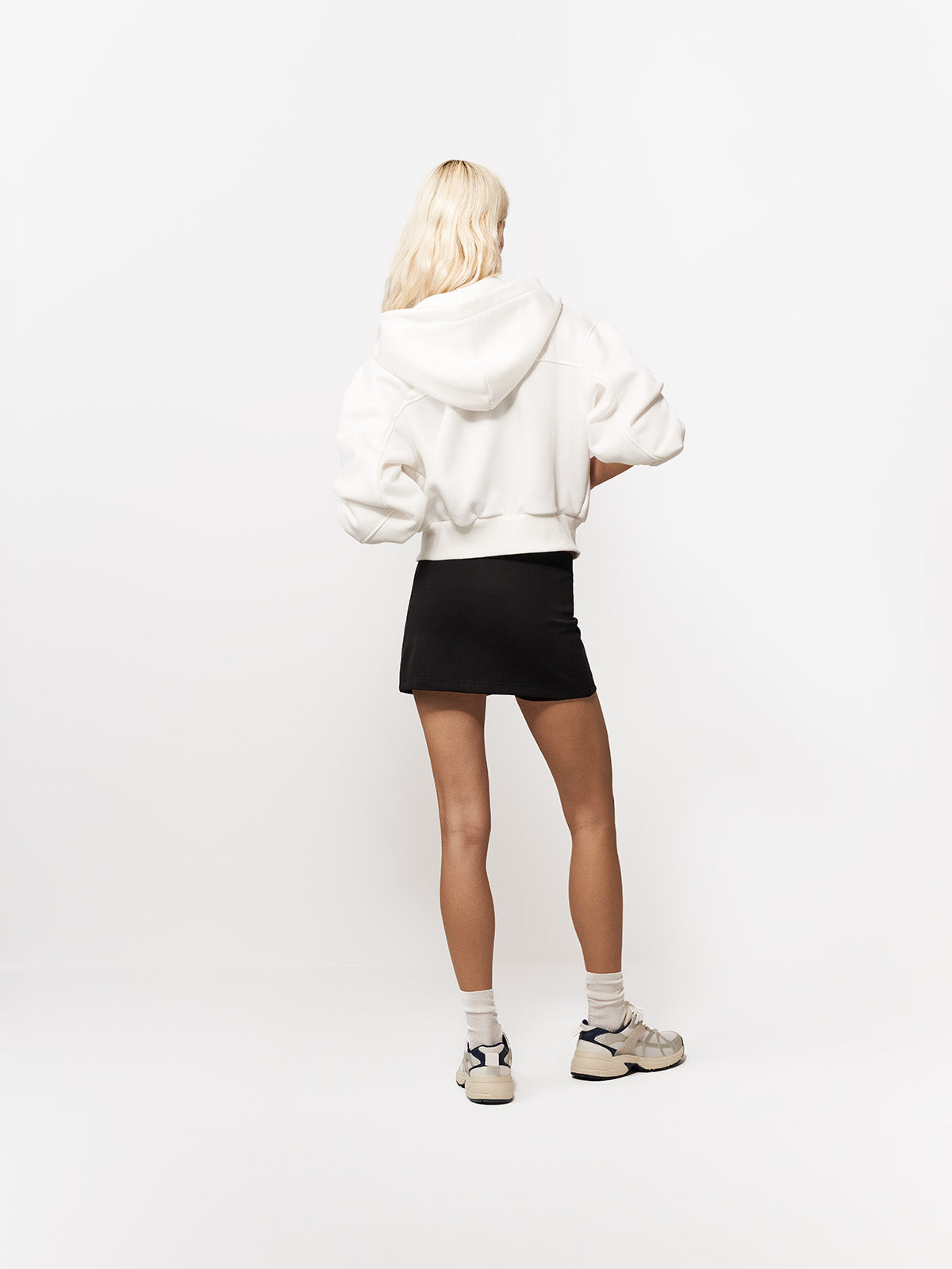 BLUZA Z KAPTUREM TOVI OFF WHITE