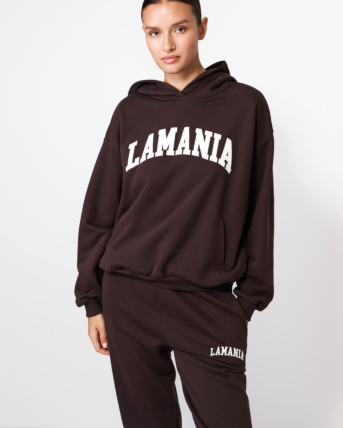BLUZA Z KAPTUREM TWIN DARK CHOCOLATE