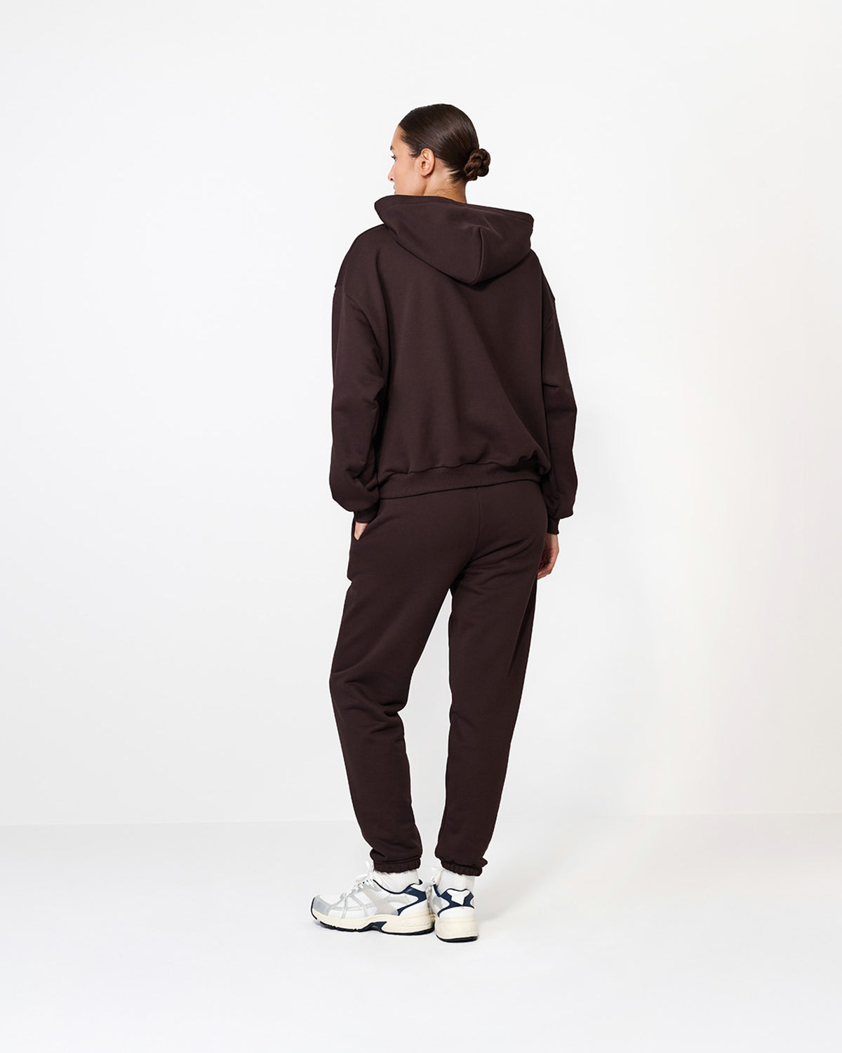 BLUZA Z KAPTUREM TWIN DARK CHOCOLATE